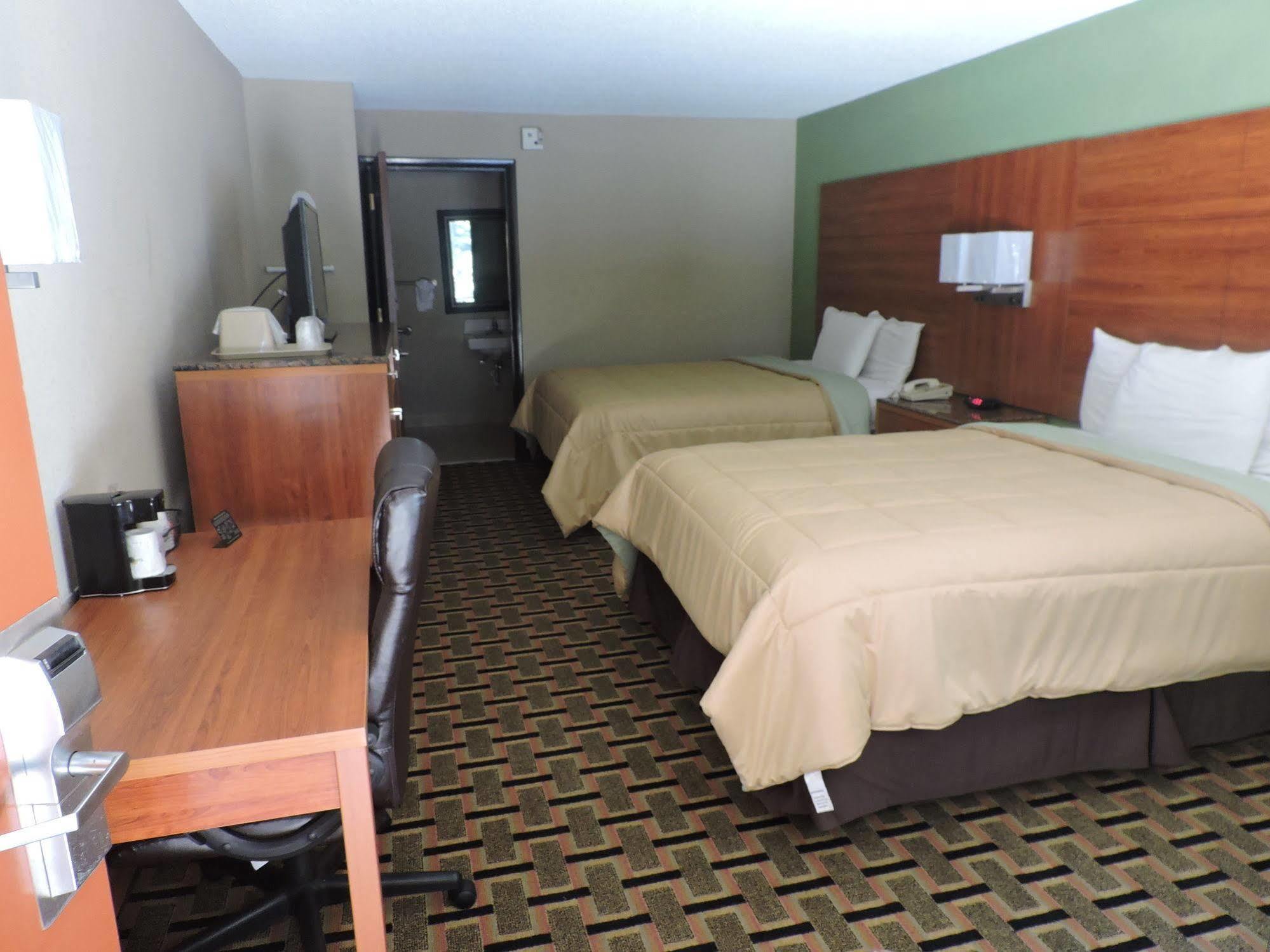 Days Inn Conover/Hickory Екстериор снимка